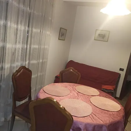 Seaesta Al Lungolago 公寓 波尔莱扎